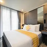 The Moon 2 Hotel