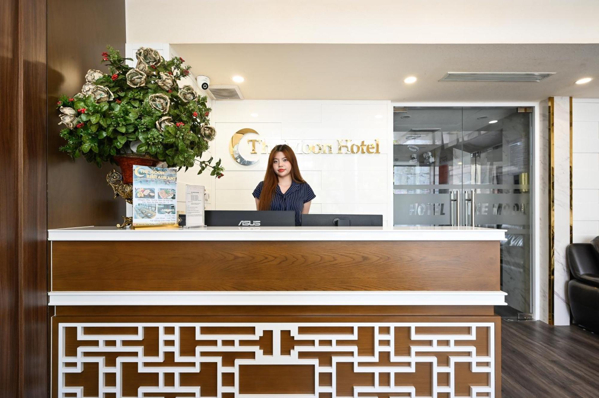 Hotel The Moon 2