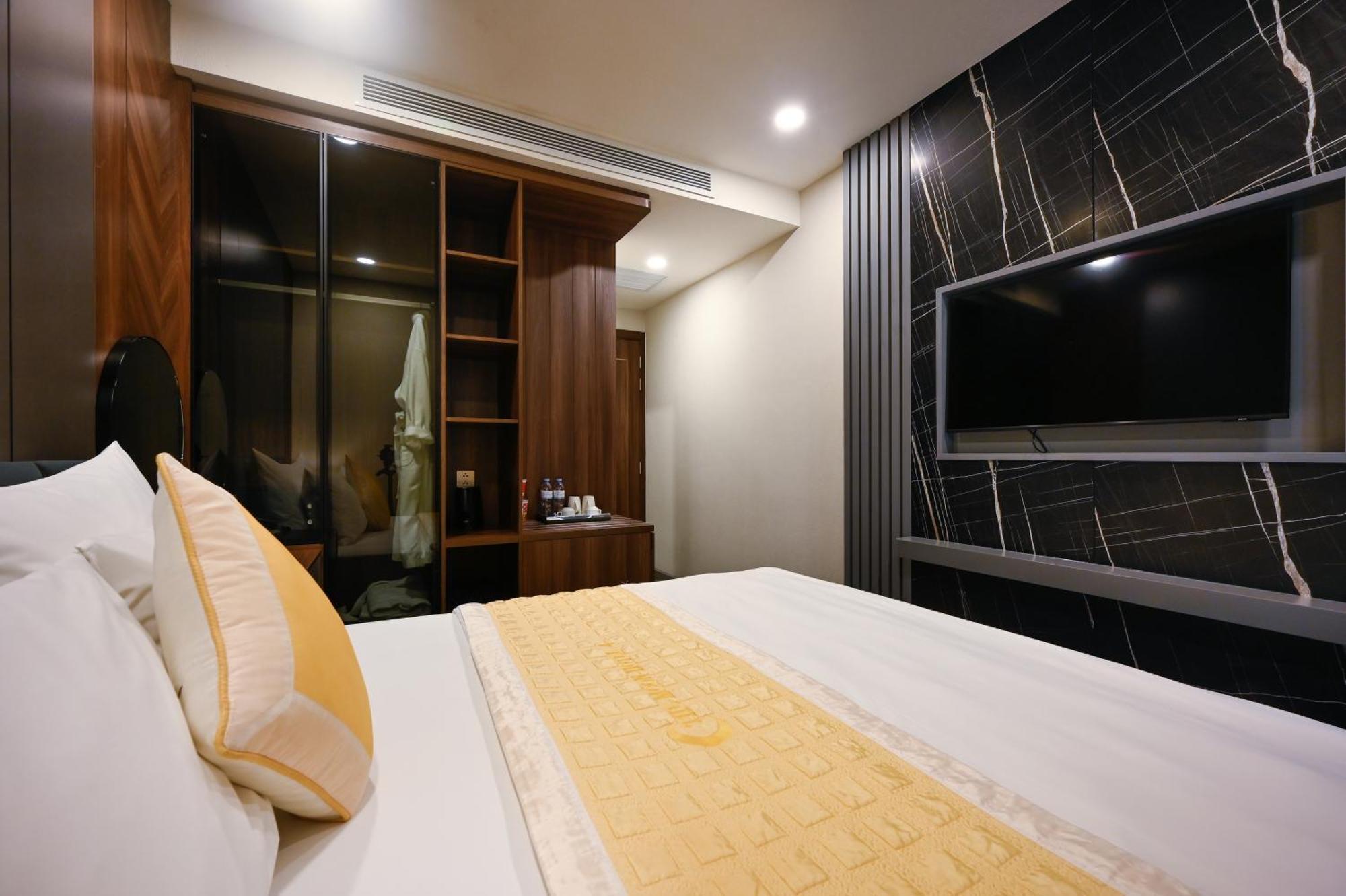 Hotel The Moon 2 Ho Chi Minh City