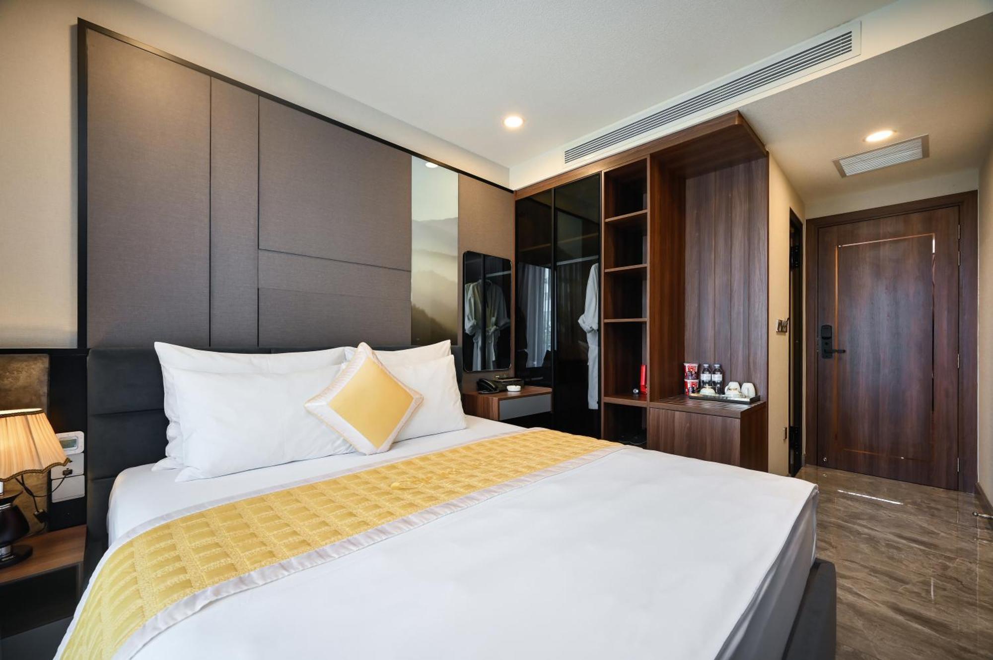 The Moon 2 Hotel Ho Chi Minh City