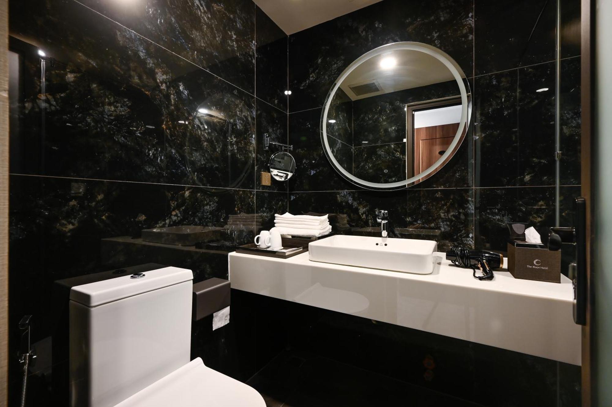 Hotel The Moon 2 Ho Chi Minh City